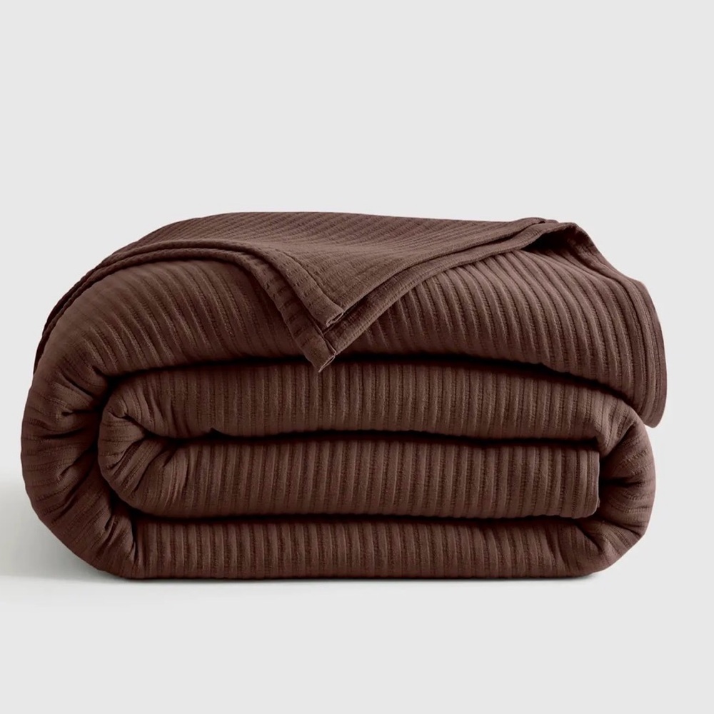 Quince Organic Cotton Matelasse Coverlet